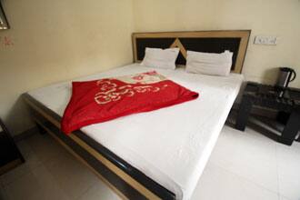 Hotel Kashvi International, New Delhi 3